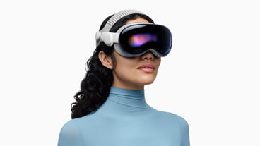 Apple-Vision-Pro-hero-251015-lp.jpg.archive.jpg